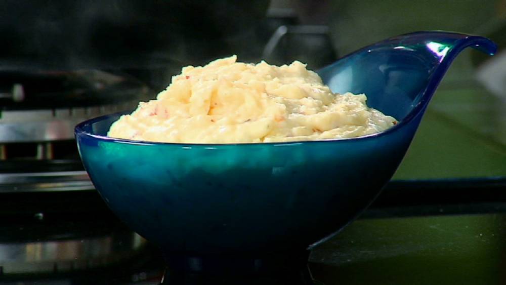 Mashed Potatoes with Cheese