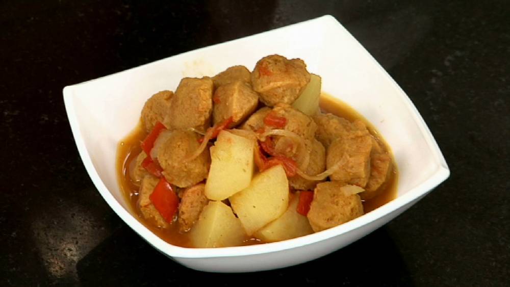 Potato and Soya Curry