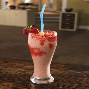 Strawberry Apple and Rose Water Smoothie
